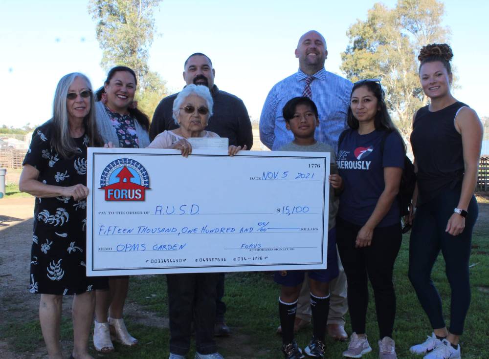 Check Presentation from FORUS Fundraiser